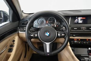 BMW 520 bild 12
