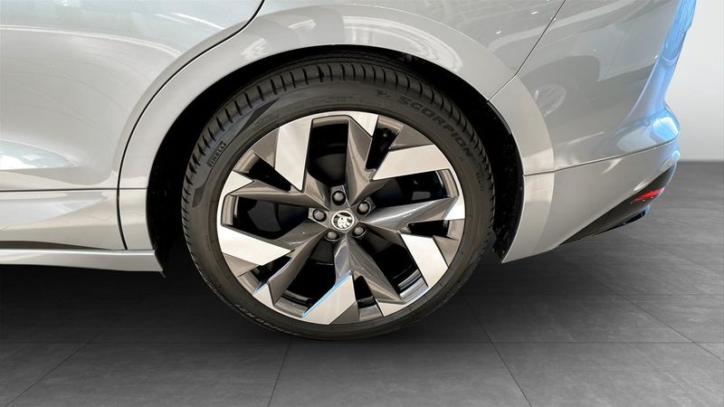 Skoda Enyaq bild 6