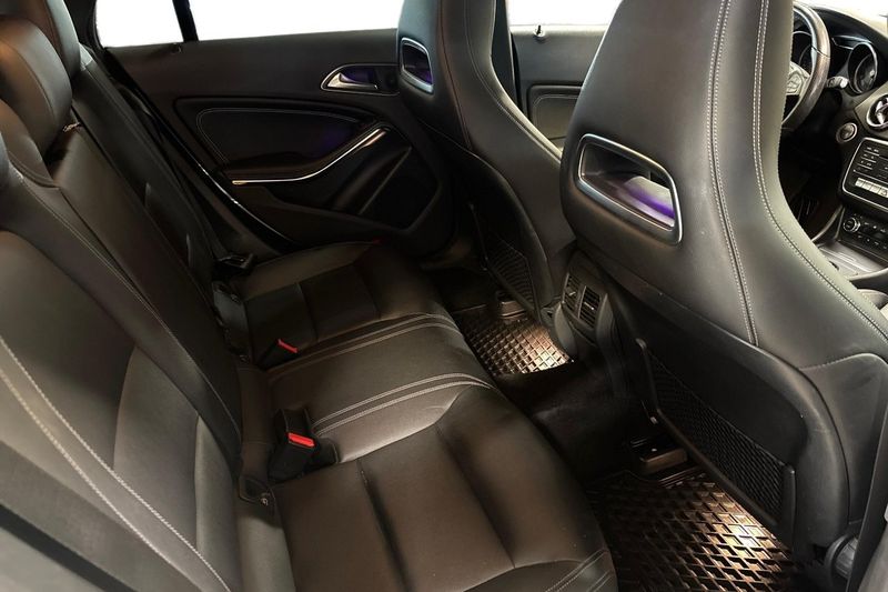 Mercedes CLA200 bild 19