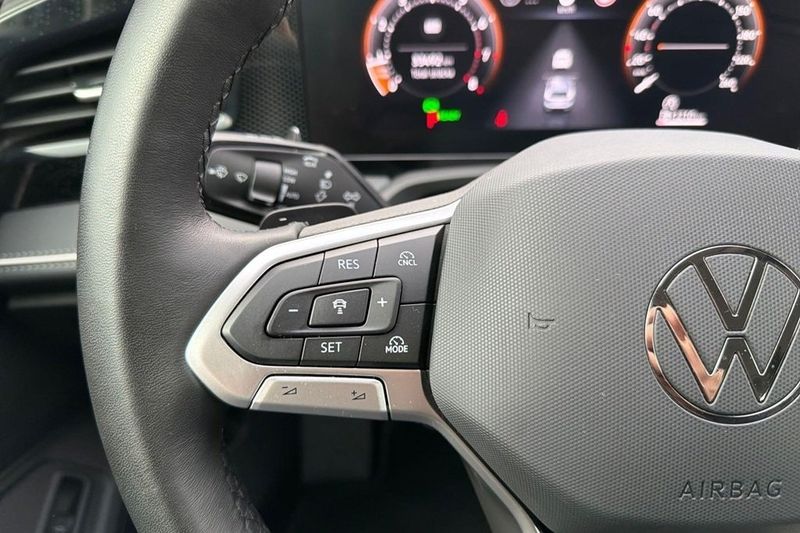 Volkswagen Passat bild 17