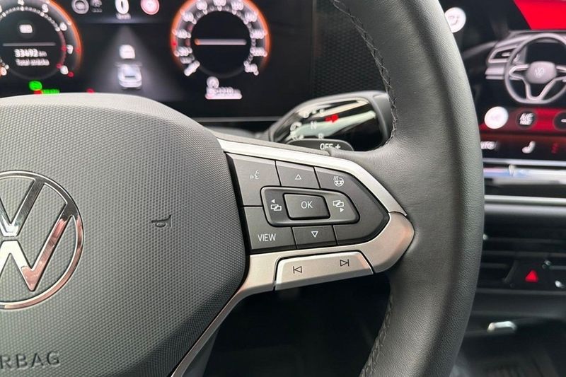 Volkswagen Passat bild 18