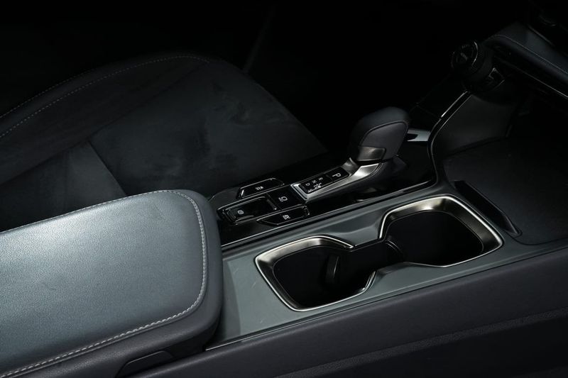Lexus NX bild 20