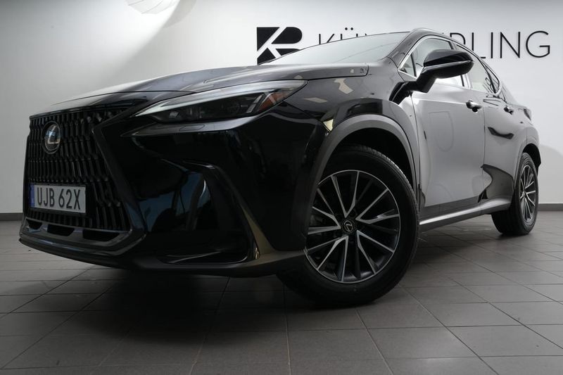 Lexus NX bild 6