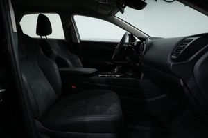 Lexus NX bild 21
