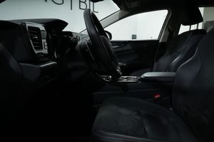 Lexus NX bild 12