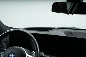 BMW 330 bild 15