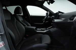 BMW 330 bild 16
