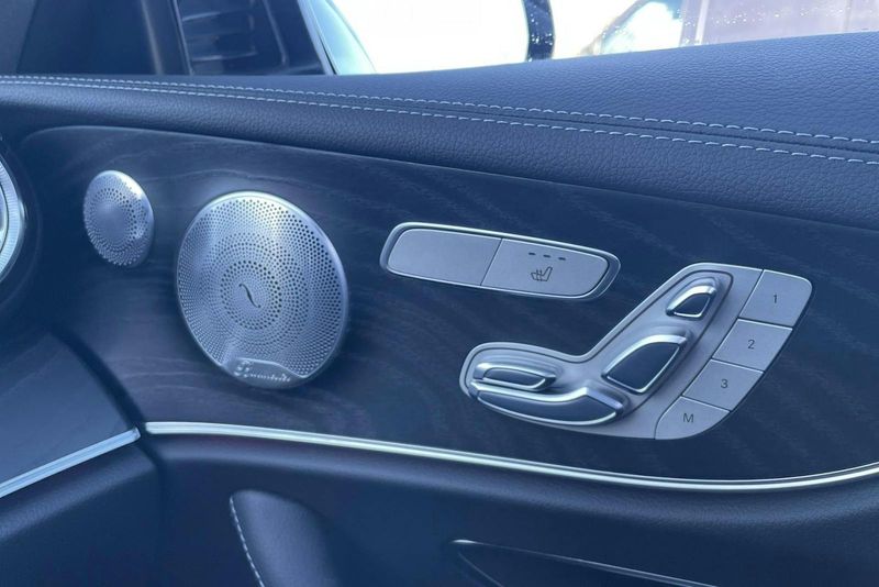 Mercedes E300 bild 17