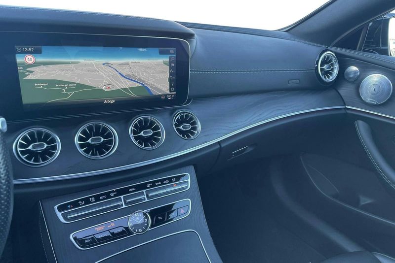Mercedes E300 bild 18