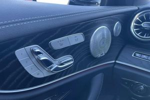 Mercedes E300 bild 16