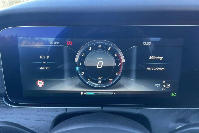 Mercedes E300 bild 10