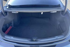 Mercedes E300 bild 9