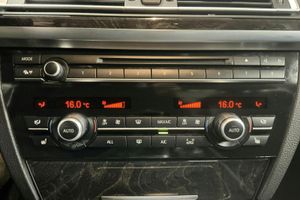 BMW 750 bild 17