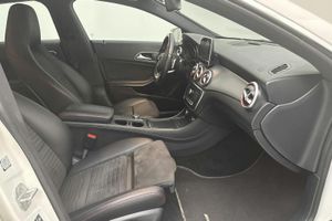Mercedes CLA200 bild 7