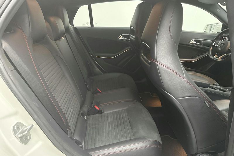 Mercedes CLA200 bild 8