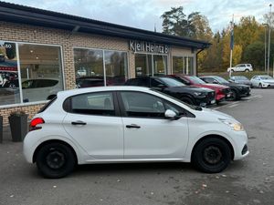 Peugeot 208 bild 2