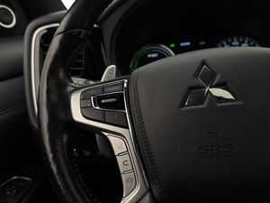 Mitsubishi Outlander bild 17