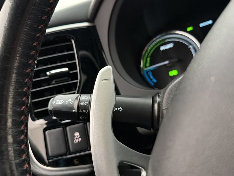Mitsubishi Outlander bild 16