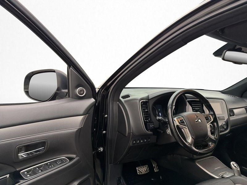 Mitsubishi Outlander bild 12