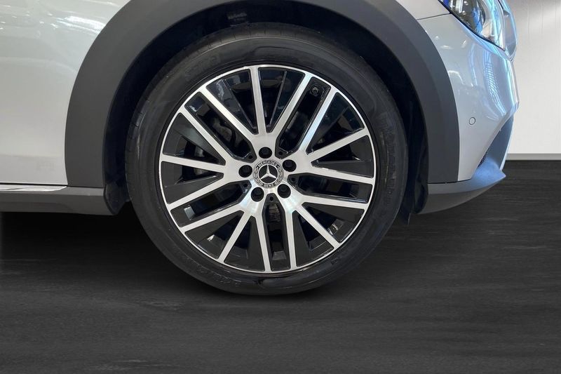 Mercedes E220 bild 4