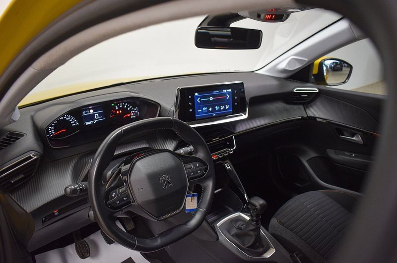 Peugeot 208 bild 7