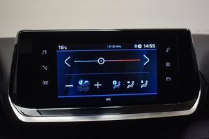 Peugeot 208 bild 13