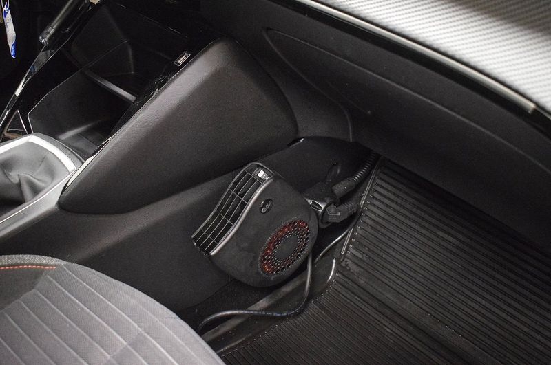 Peugeot 208 bild 17
