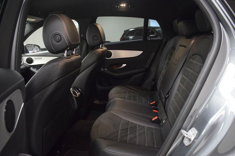 Mercedes GLC300 bild 24