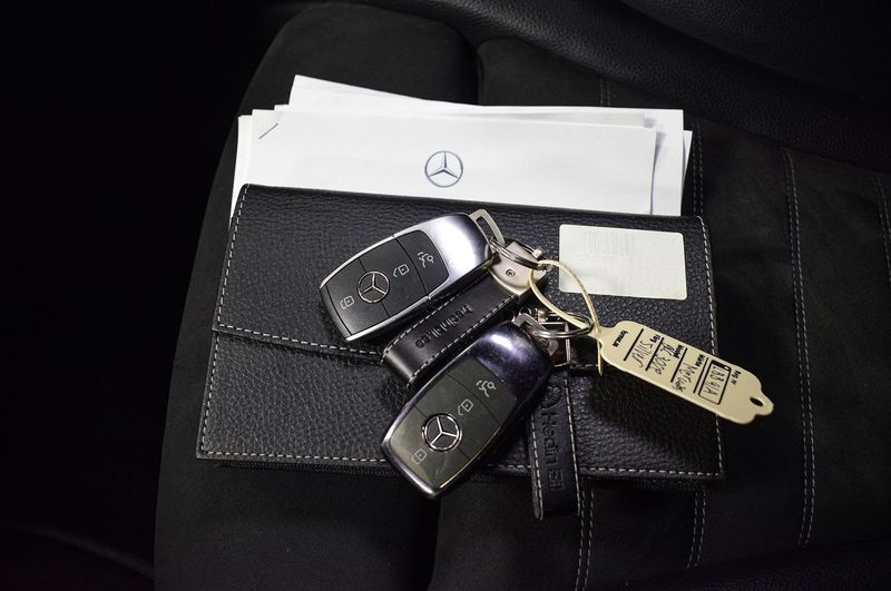 Mercedes GLC300 bild 22