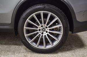 Mercedes GLC300 bild 29