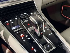 Porsche Panamera bild 24