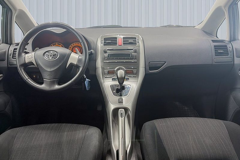 Toyota Auris bild 10