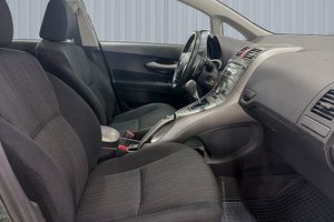 Toyota Auris bild 17