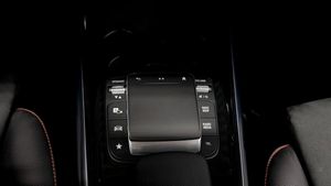 Mercedes GLA250 bild 15
