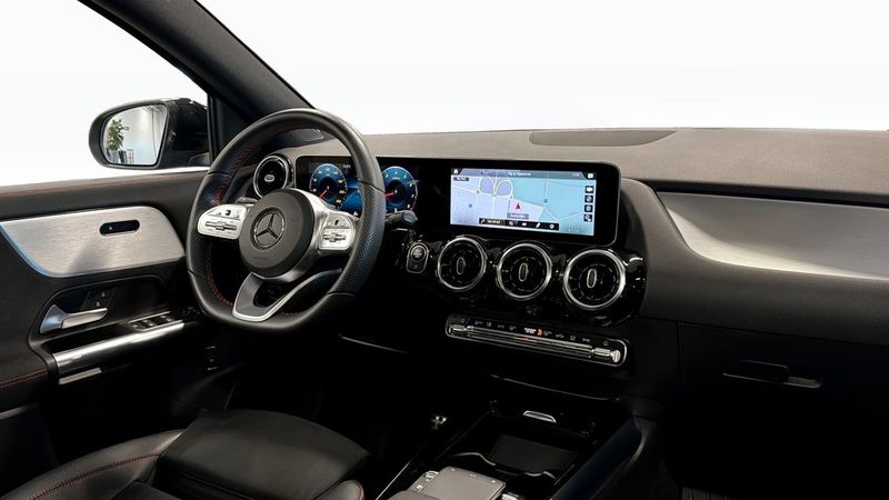 Mercedes GLA250 bild 3