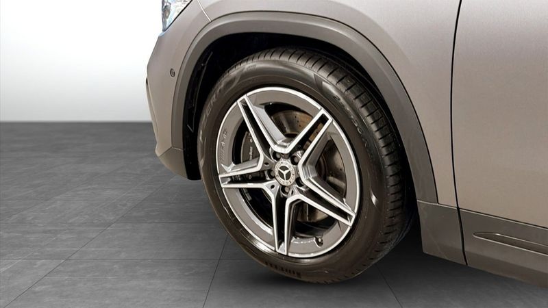 Mercedes GLA250 bild 9