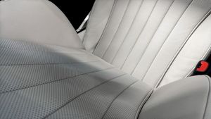Mercedes E300 bild 16
