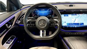 Mercedes E300 bild 12