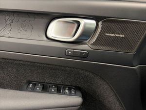 Volvo EX40 bild 9