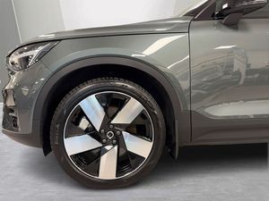 Volvo EX40 bild 8