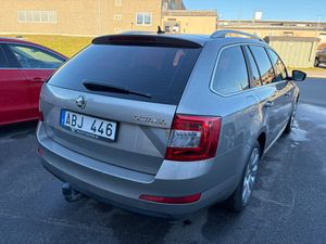 Skoda Octavia bild 8