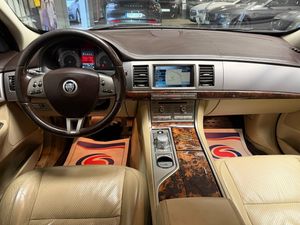 Jaguar XF bild 11