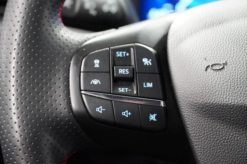 Ford Kuga bild 11