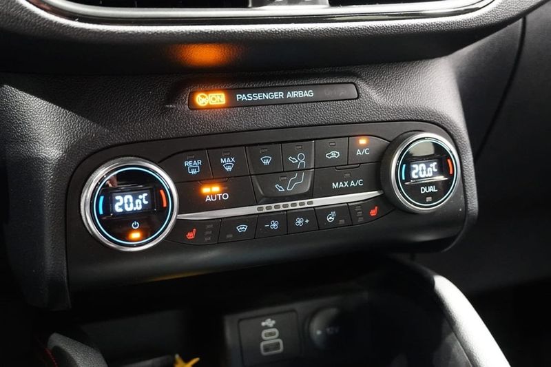 Ford Kuga bild 25