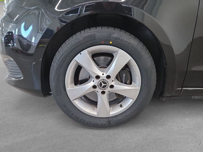 Mercedes V220 bild 6