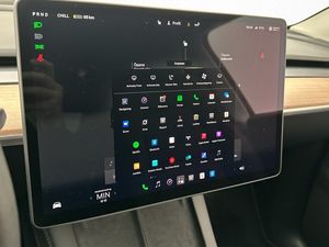 Tesla Model Y bild 21