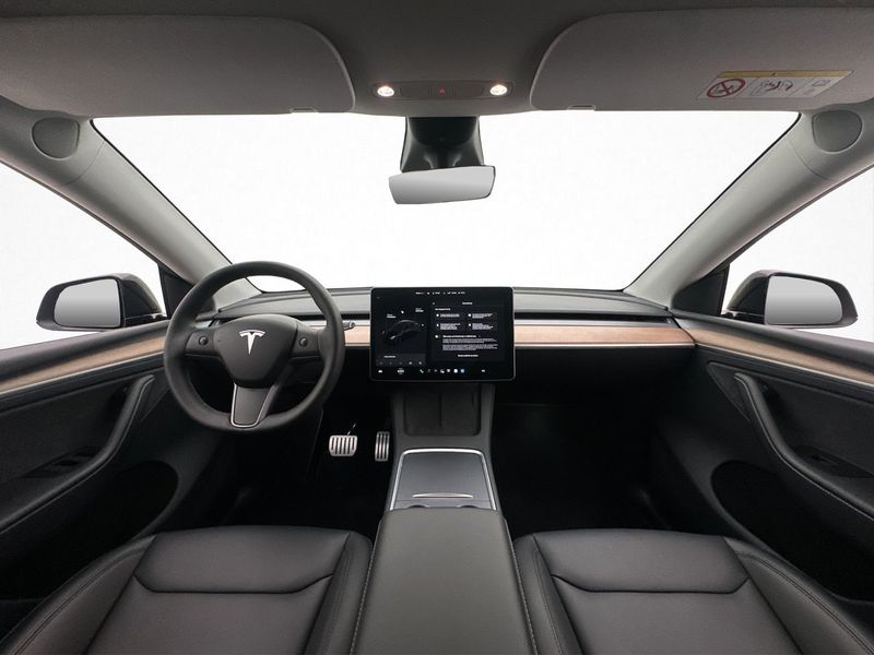 Tesla Model Y bild 16