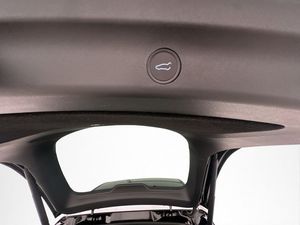 Tesla Model Y bild 26