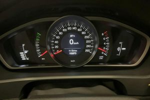 Volvo V40 bild 11