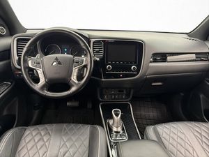 Mitsubishi Outlander bild 13